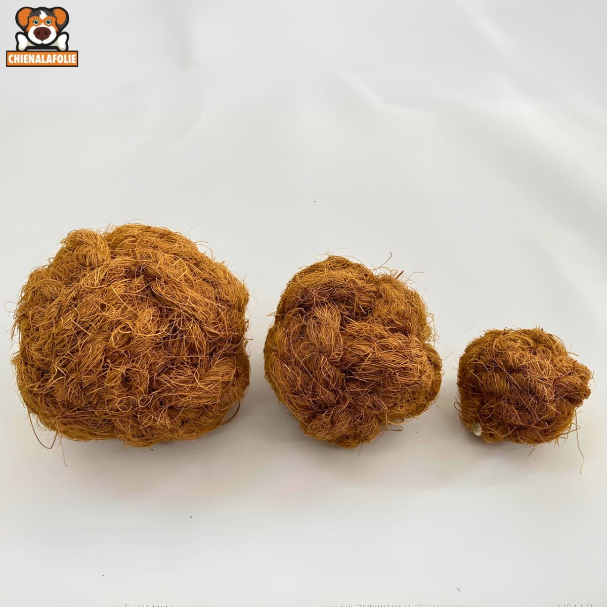 Balle de coco à mâcher pour chien - coco chew ball - S - Balles naturelles - Chienalafolie